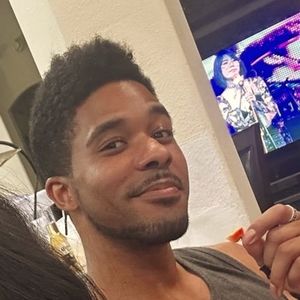 Meet your Posher, Elijah